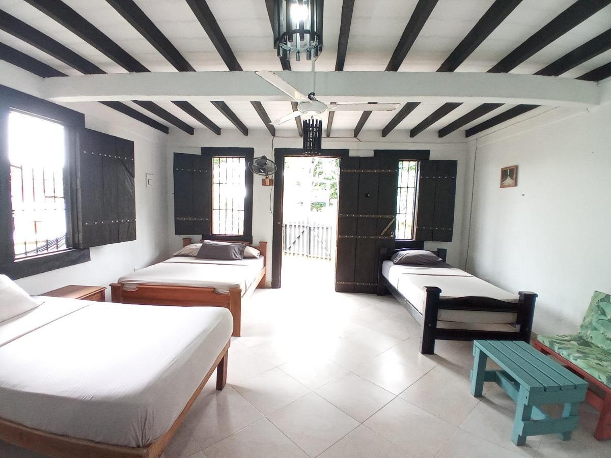 Hostal Portal Del Sol Capurganá Buitenkant foto